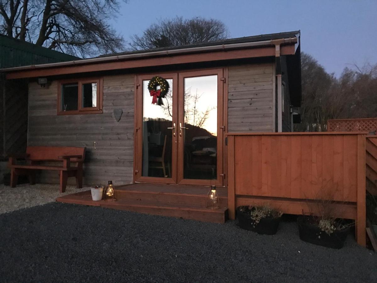 Swansea Log Cabin Pontardawe Eksteriør billede